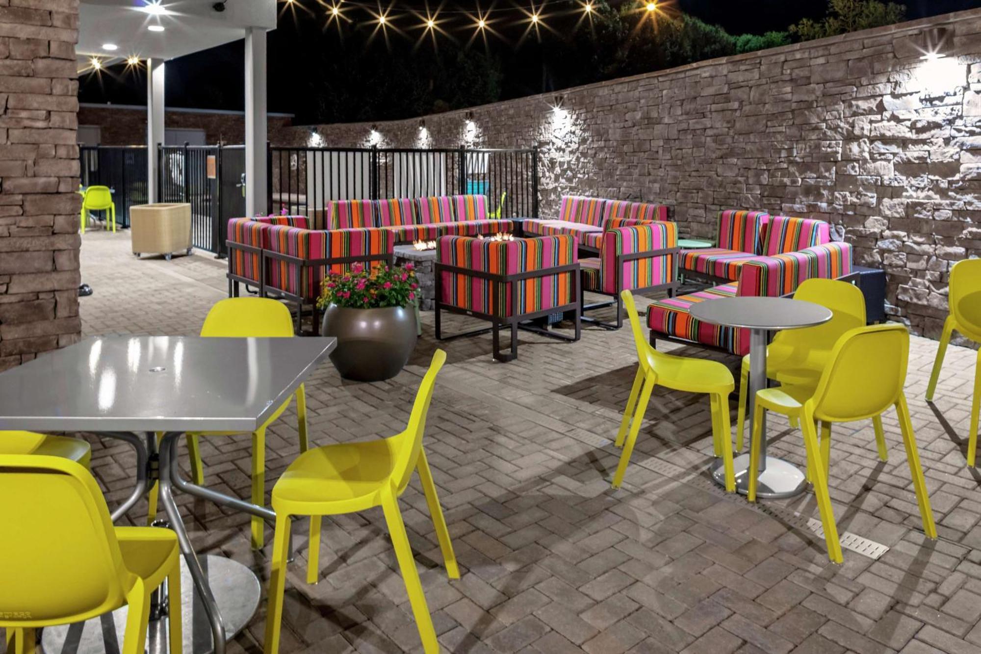 Home2 Suites By Hilton Salisbury Bagian luar foto
